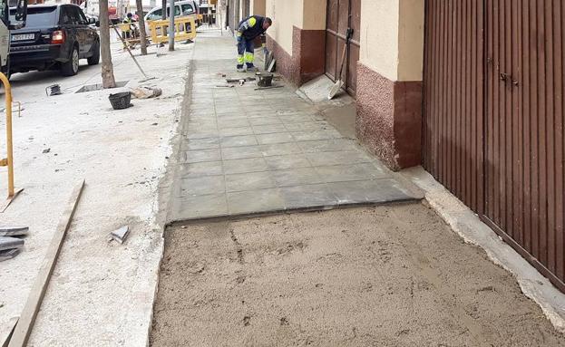 Obras en la avenida de Antonio Machado para reorganizar espacios y mejorar la accesibilidad
