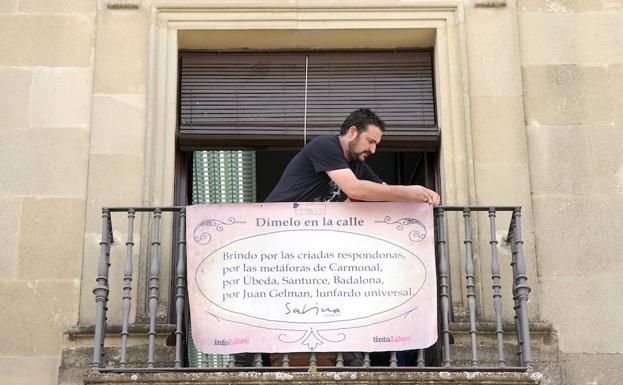 Peor para el Sol anima al alumnado de Bachillerato a escribir versos que hagan levantar la mirada