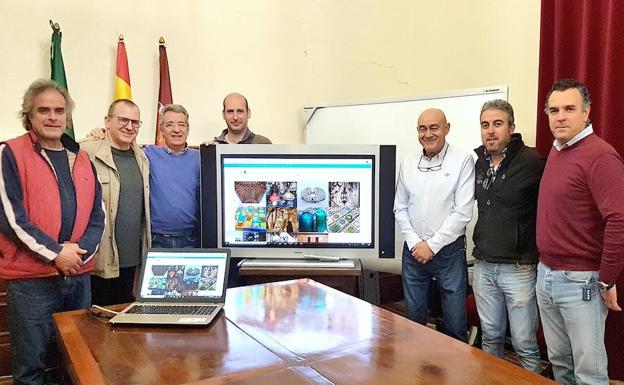 La Asociación de Artesanos abre un nuevo escaparate desde Úbeda al resto del mundo