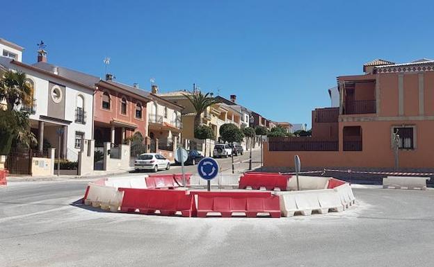 Remodelación de la calle Valdecanales en su encuentro con el barrio de la Atalaya