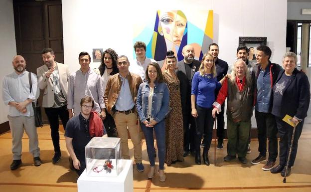 Una misma modelo representada por 86 artistas