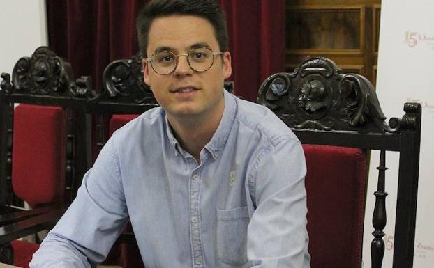 Dos cursos para eliminar barreras lingüísticas y empoderar el liderazgo en el trabajo con jóvenes