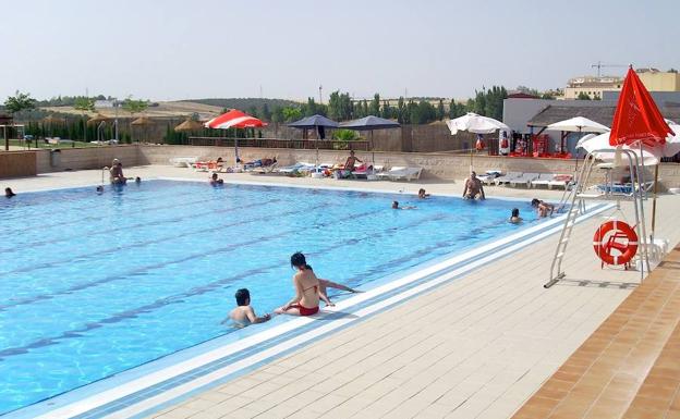 El complejo municipal de piscinas ya está a pleno rendimiento