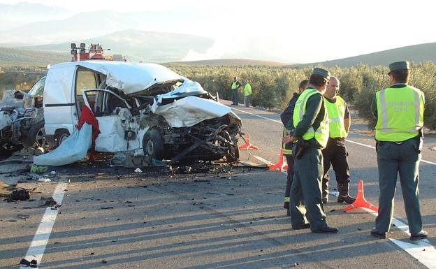 El Parlamento pide por unanimidad el arreglo «urgente» de la A-401 entre Úbeda y Jódar