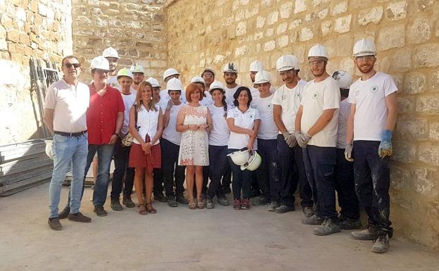 Rehabilitación del cerramiento de la plaza de toros por la calle Sagasta