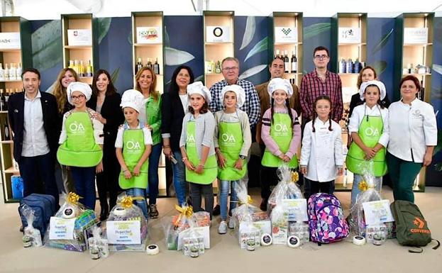 Pequeños cocineros y embajadores del aceite de oliva virgen extra