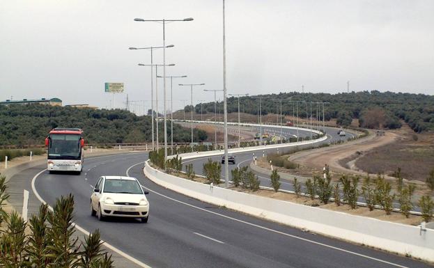 Sorprendido en Úbeda circulando en sentido contrario por la A-316 y tras ingerir cocaína