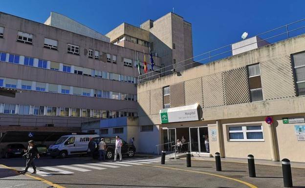 Un herido tras una pelea y posterior incendio de su vehículo