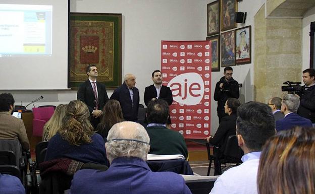 El Hospital de Santiago acogió el primer Encuentro Regional de Pymes