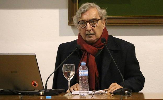 Arsenio Moreno habló sobra la vida y obra del pintor ubetense José Elbo