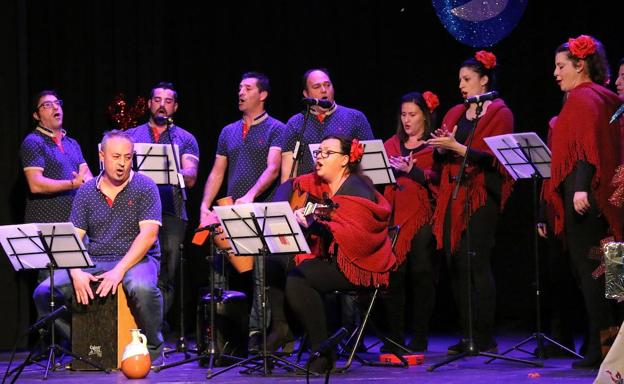 Éxito del octavo certamen benéfico de villancicos del coro Alma Madre