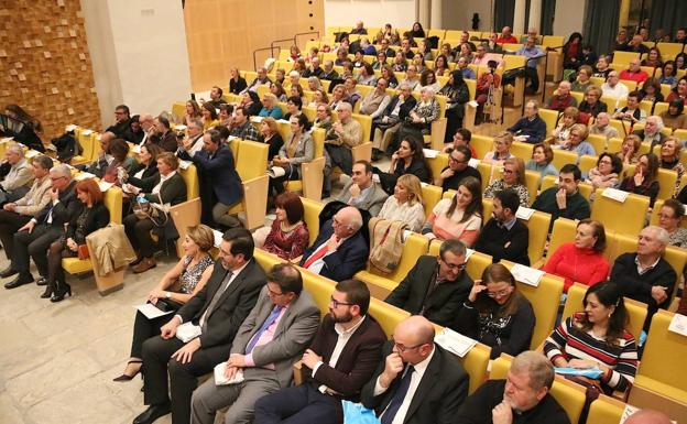 El Ayuntamiento impulsará una gala de homenaje destinada a la comunidad educativa