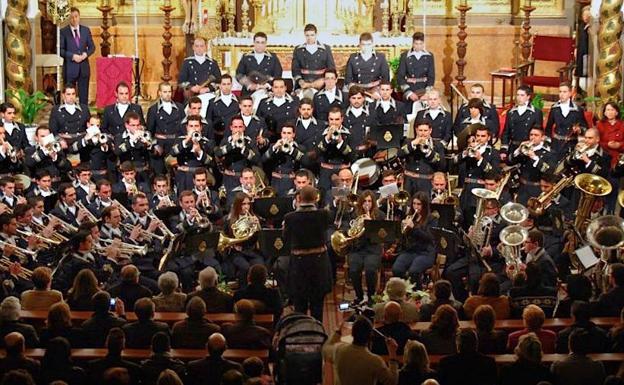 Un vía crucis musical en la Sacra Capilla de El Salvador