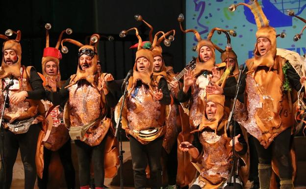 Las agrupaciones de Carnaval arrimaron el hombro a la campaña de Manos Unidas