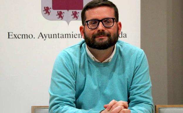 El concejal de Deportes defendió la gestión de su área frente a las críticas del PP