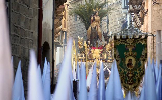 Domingo de Ramos de confinamiento y sin el Borriquillo en Úbeda