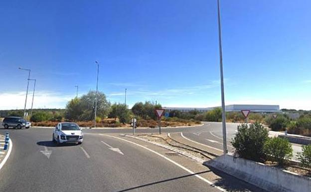 Muere un hombre de 75 años al chocar contra una glorieta entre Úbeda y Baeza
