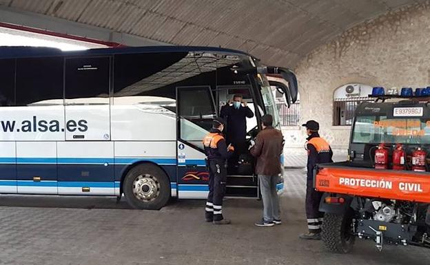 El Ayuntamiento repartirá el lunes mascarillas para trabajadores de empresas de Úbeda en activo