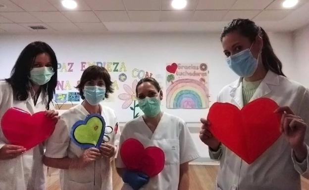 UniRadio Jaén emite mensajes de voz entre los mayores de la residencia de Úbeda y sus familiares