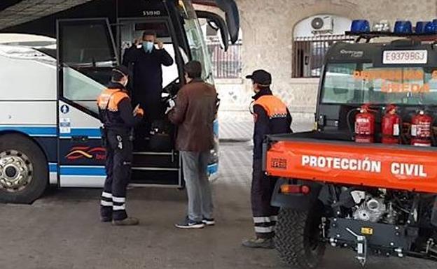 Reparto de mascarillas a la población infantil y a los mayores de 65 años