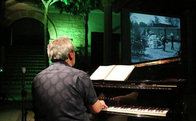 Concesión y solicitud de subvenciones para actividades culturales