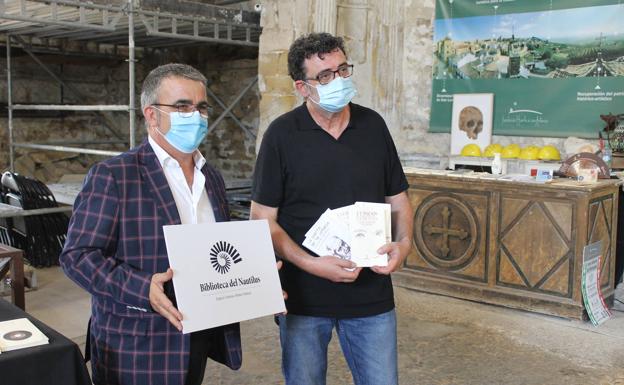 La Biblioteca Nautilus rinde homenaje a Muñoz Molina y promueve la cultura en Úbeda