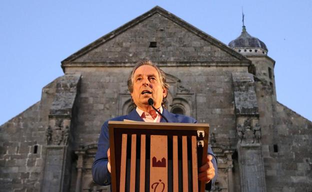 'Tiempos de incertidumbre', nuevo libro del ubetense Juan José Almagro