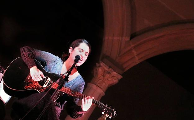 Silvia Pérez Cruz puso el broche de oro al Festival de Música y Danza