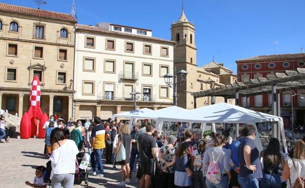 El Festival de Cómic Europeo ambientó la plaza de Andalucía