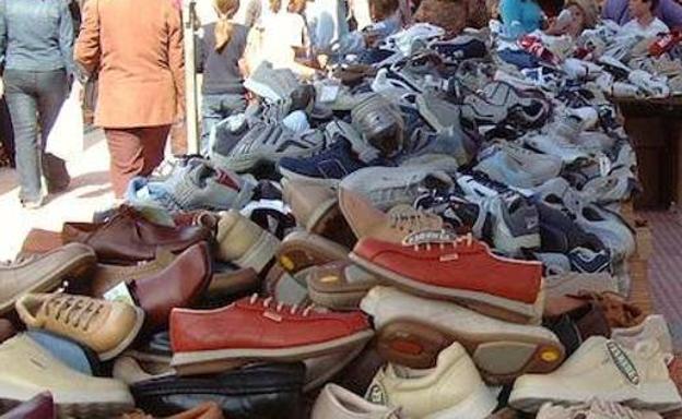 El mercadillo de los viernes seguirá funcionando pero con la mitad de los puestos