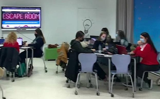 Alumnos de Magisterio Safa han preparado un 'escape room' virtual para colegios de todo el país