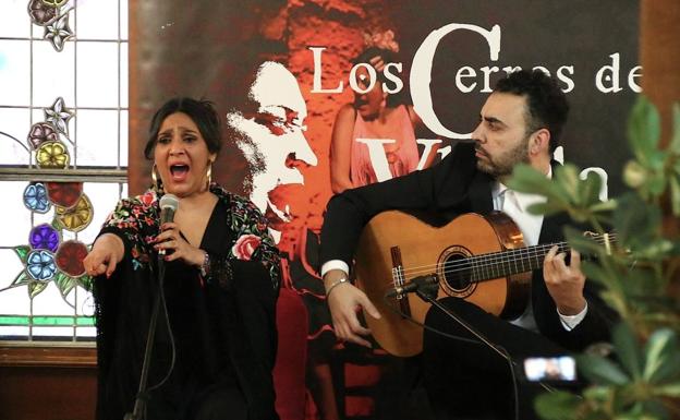 El arte de Lebrija sonó en Úbeda por voz de Anabel Valencia y con la guitarra de Curro Vargas