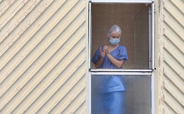 La Caída reconoce con su premio anual a los sanitarios