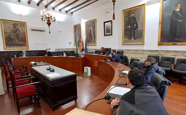 Suspensión de San Antón, mercadillo al 50% y zonas de juego de los parques precintadas