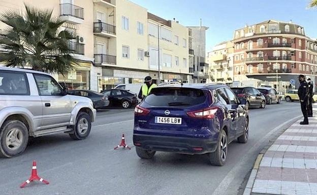 Detectados en los últimos días dos locales de copas sirviendo fuera del horario establecido