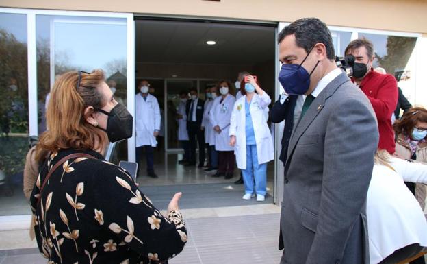 Moreno recorre las áreas remozadas en el hospital de Úbeda para afrontar la pandemia