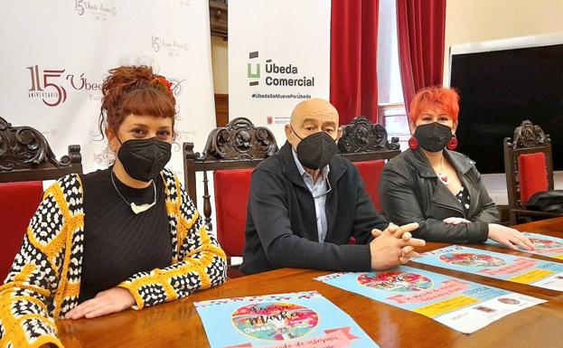 La plaza de Andalucía acogerá un mercado de artesanía, diseño e ilustraciones