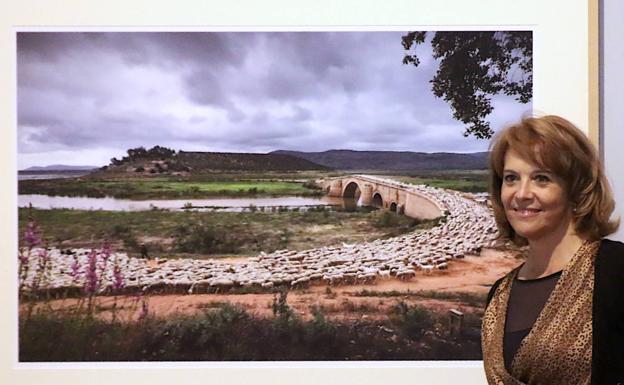Katy Gómez narra con sus fotografías la trashumancia del cordero segureño