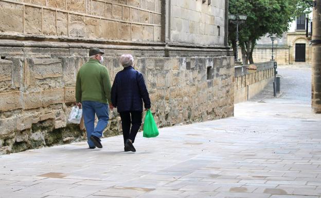 Un centro histórico «más accesible» tras la rehabilitación de la calle Juan Montilla