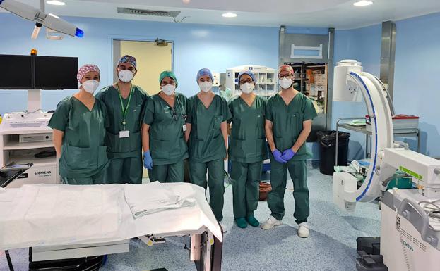 El hospital de Úbeda utiliza la artroscopia para recuperar el hombro a un paciente