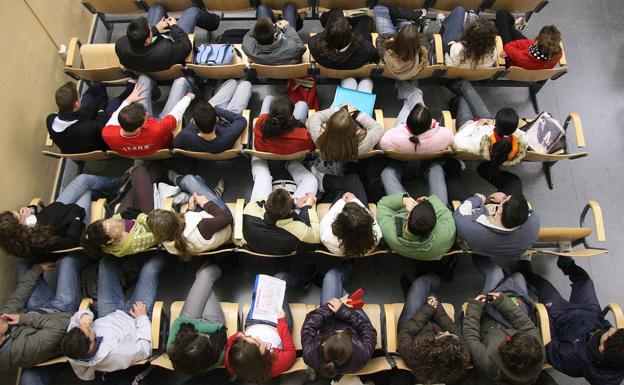 22 familias de Úbeda sin plaza en Los Cerros piden una tercera línea de ESO