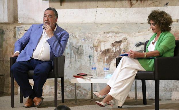 Jesús Maeso de la Torre tiró de recuerdos en la presentación de su última novela