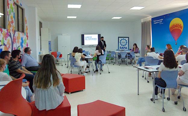 Reunión con el voluntariado de Safa que participará en 'La Noche del Patrimonio'