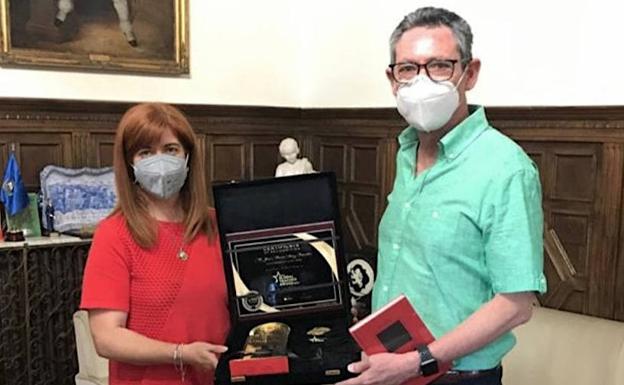 Tres nuevos motivos para dar la enhorabuena al profesor ubetense José María Díaz
