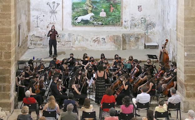 San Lorenzo acogió la clausura del ciclo sobre Miguel Hernández