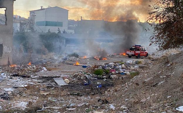 Incendio en un paraje a las afueras de Úbeda