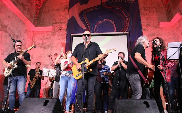 El disco 'Yo, mi, me, contigo' de Sabina, pero con otras voces