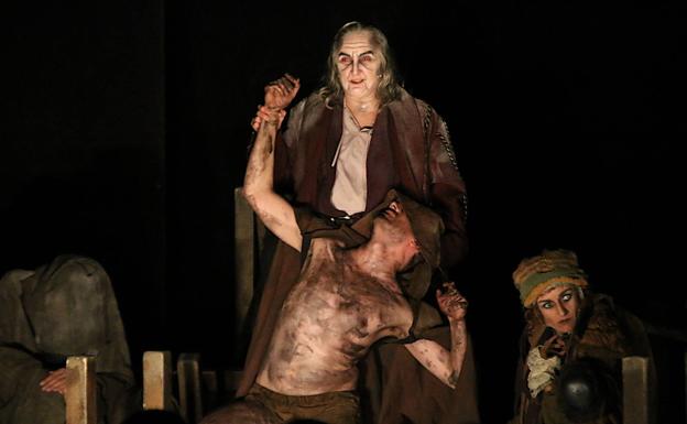 Atalaya presentó su estremecedora versión de 'Rey Lear'