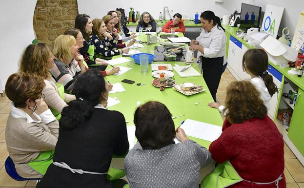 Regresan los cursos de cocina al Centro de Interpretación Olivar y Aceite