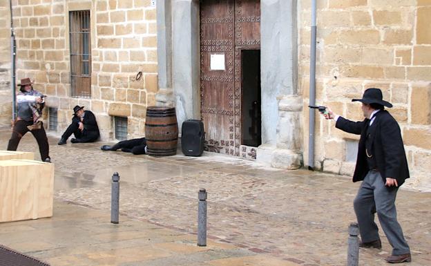 Cuatro autores con sus últimas obras participaron en la recta final del Certamen de Novela Histórica